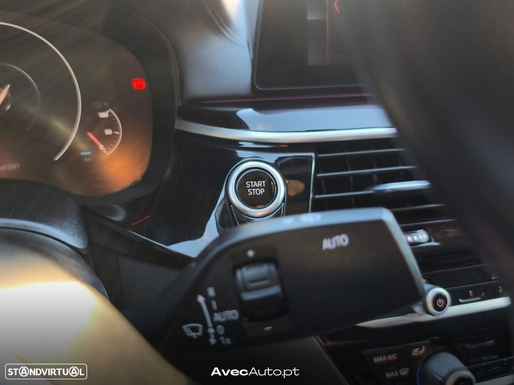 BMW 530 e iPerformance - 32