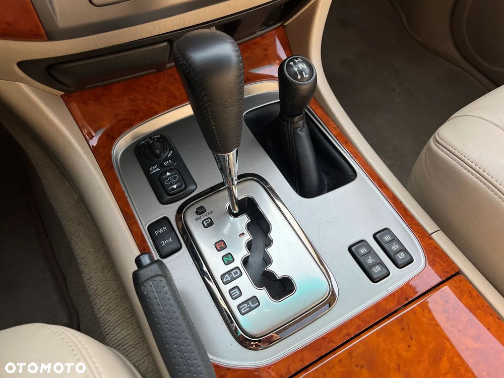 Toyota Land Cruiser 4.7 V8 Voyage Navi - 24