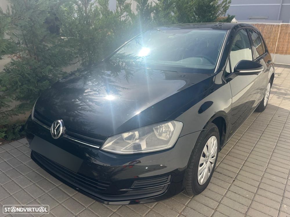 VW Golf 1.6 TDi BlueMotion DSG Trendline - 3