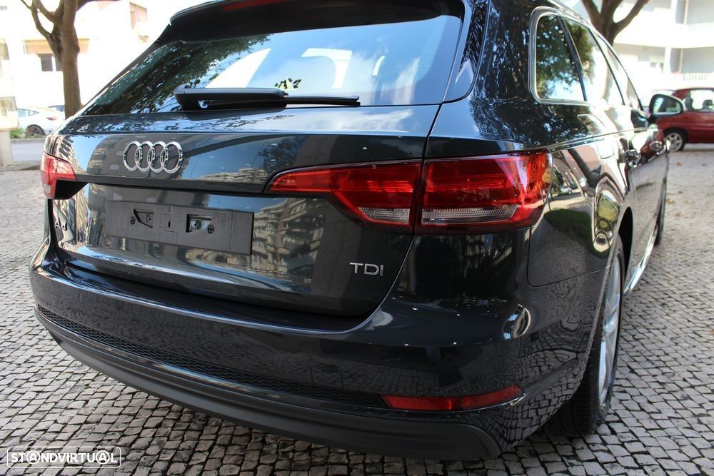 Audi A4 Avant 2.0 TDi Advance S tronic - 13