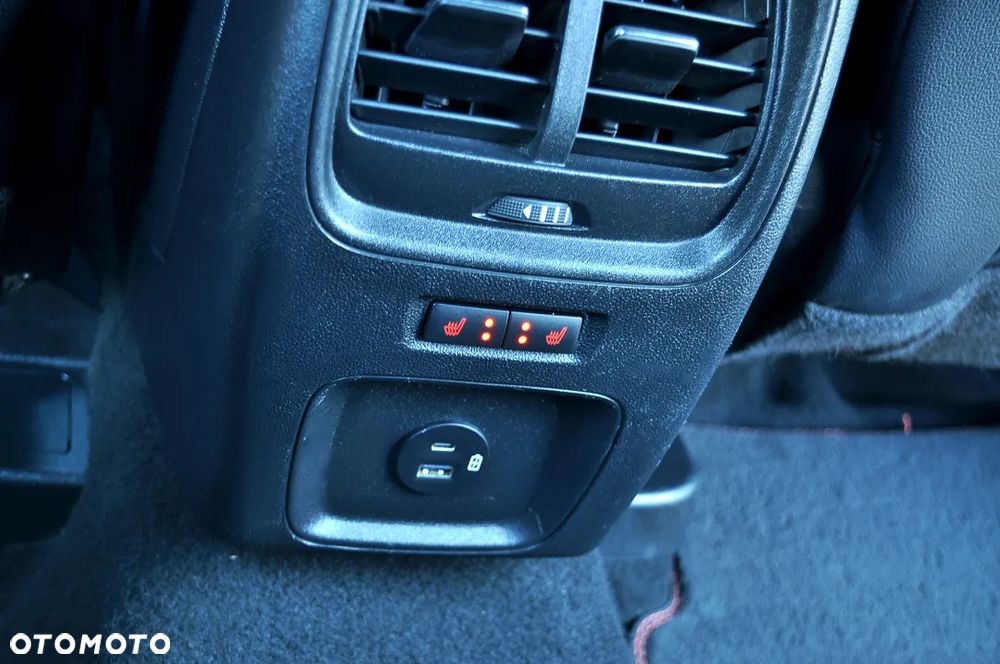 Ford Kuga 1.5 EcoBoost FWD ST-Line - 30