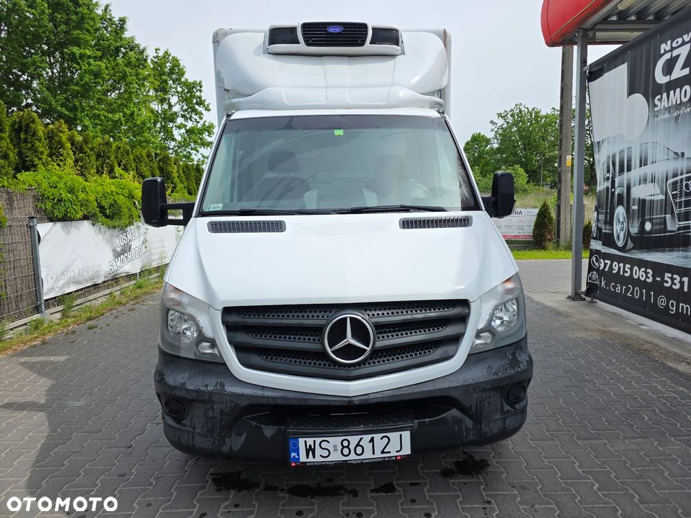Mercedes-Benz Sprinter - 2