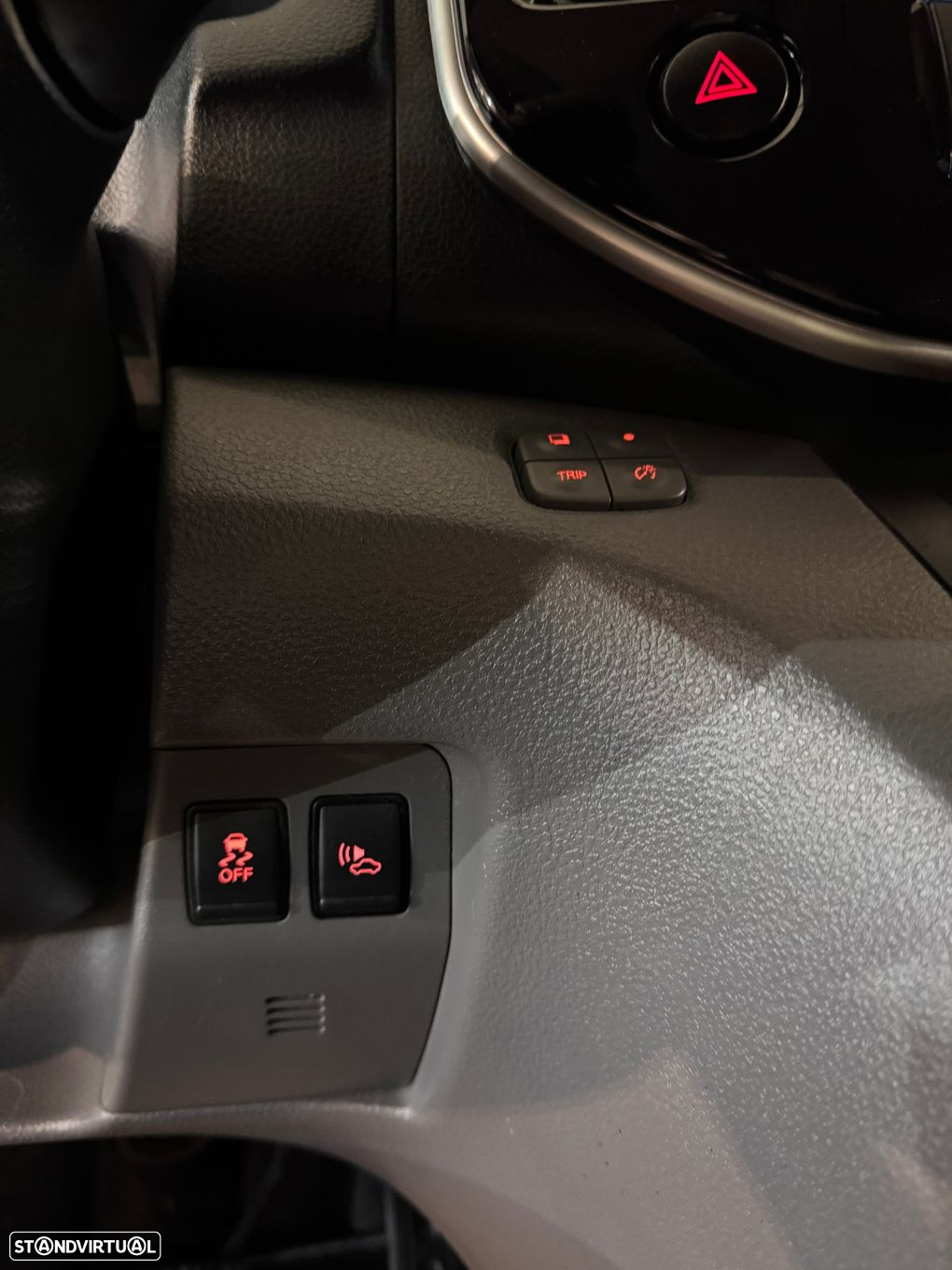 Nissan E-NV200 5p Premium Grelha - 22