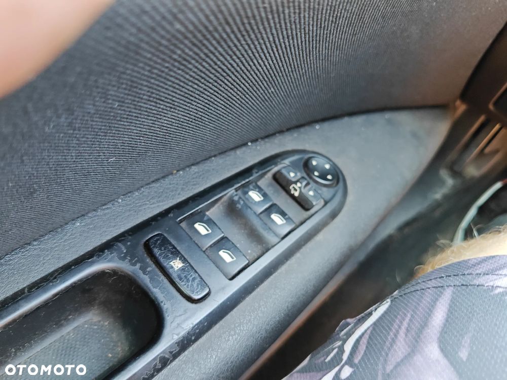 Peugeot 407 2.0 Premium - 21