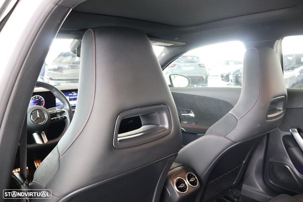 Mercedes-Benz A 250 e 8G-DCT AMG Line Advanced Plus - 22