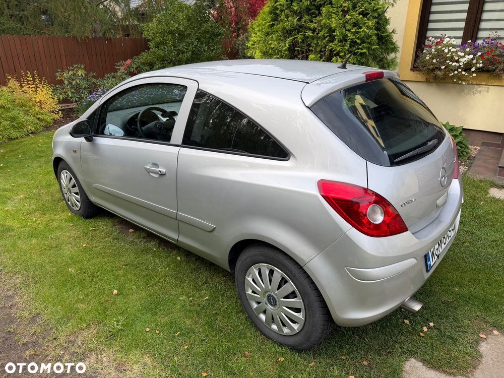 Opel Corsa 2010 photo 5