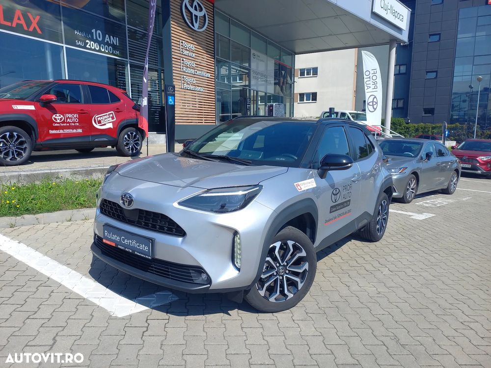 Toyota Yaris Cross 1.5 VVT-i HSD 4x4 Dynamic - 1