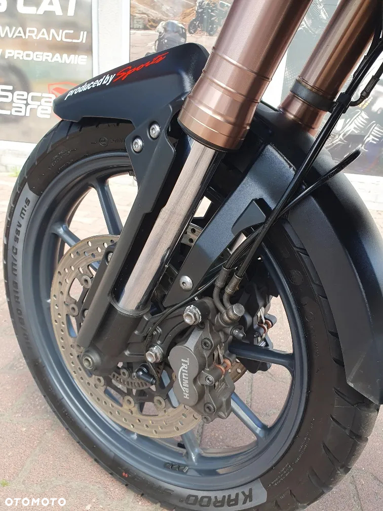 Triumph Tiger - 8