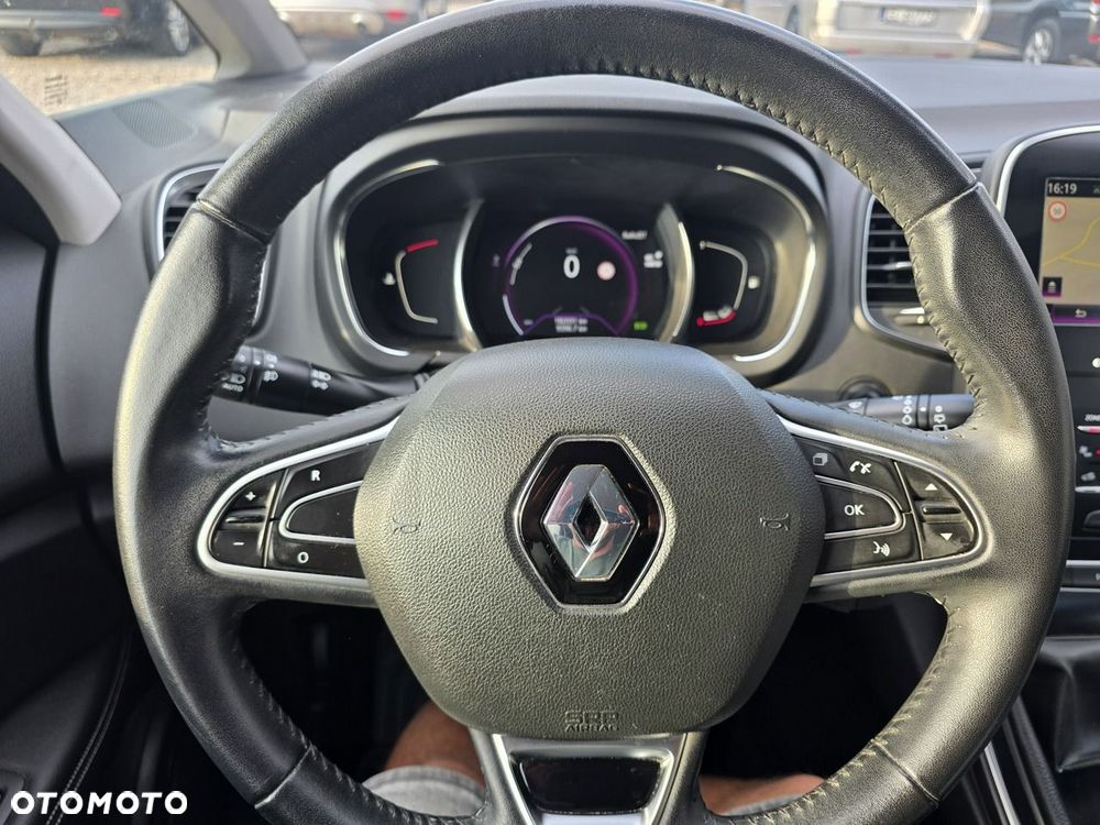 Renault Scenic - 31