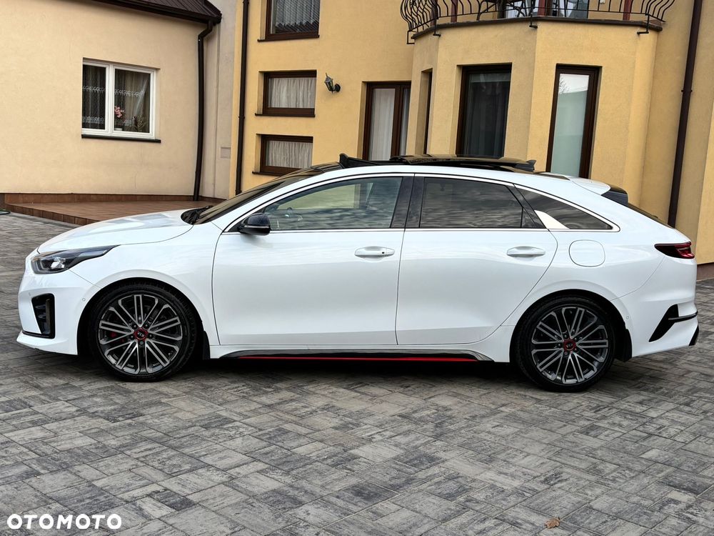 Kia ProCeed 1.6 T-GDI GT DCT - 5