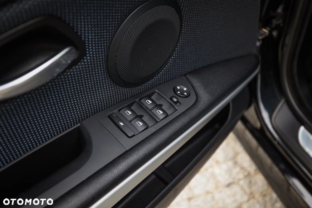 BMW Seria 3 318i Edition Sport - 18