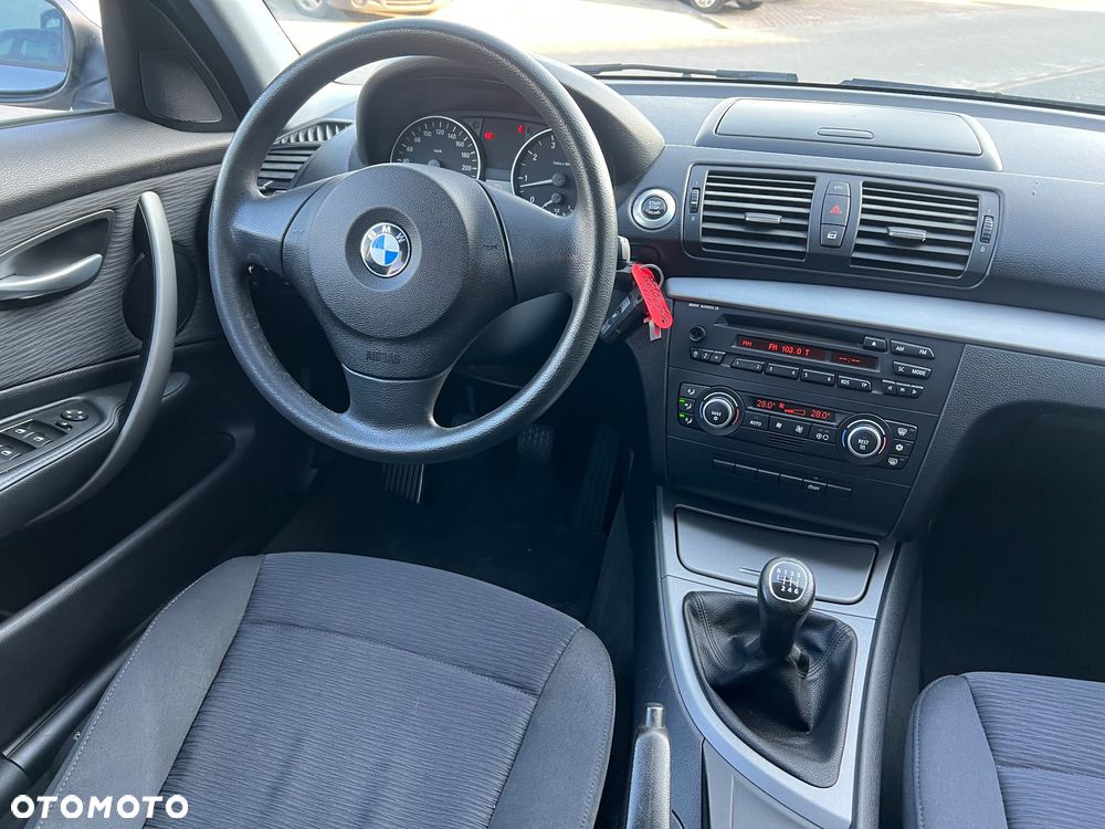 BMW Seria 1 116i Edition Sport - 13
