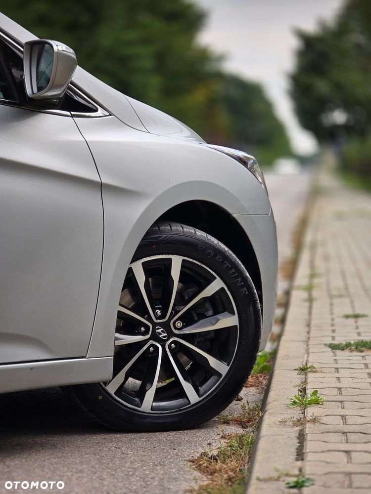 Hyundai i40 Kombi 1.7 CRDi DCT Premium - 39