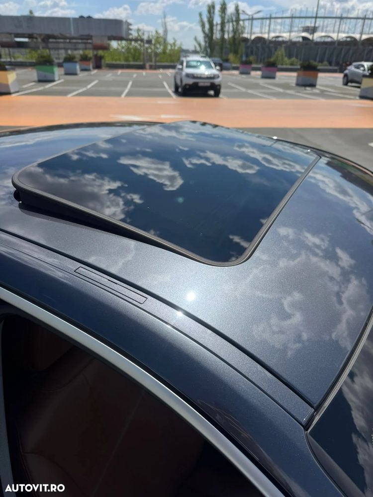 BMW Seria 3 320d Aut. - 14