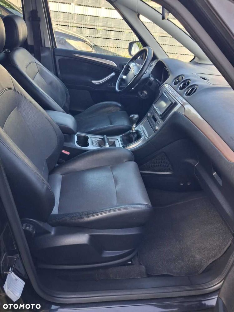 Ford S-Max - 4