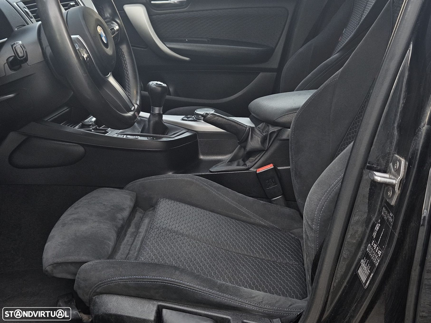 BMW 118 d Pack M - 5