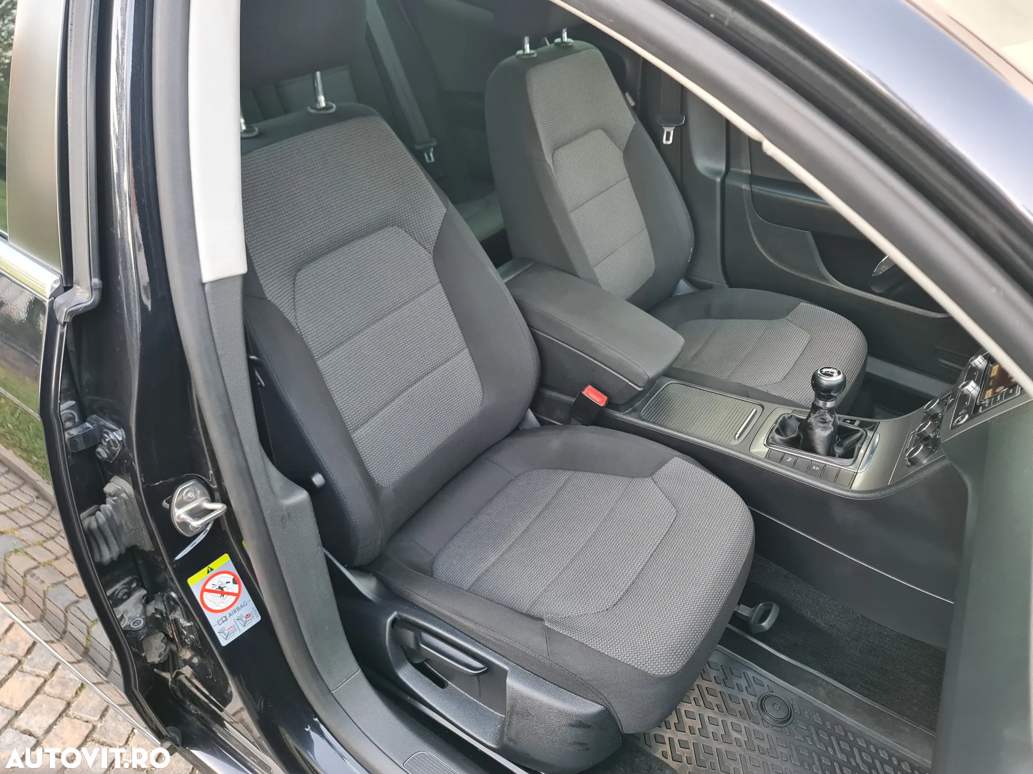 Volkswagen Passat 2.0 Blue TDI SCR Comfortline - 4