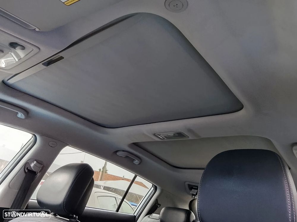 Kia Sportage 1.7 CRDI ISG Xtra Edition - 17