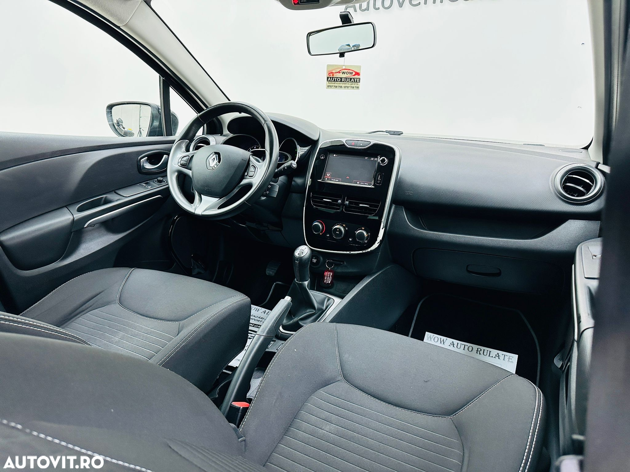 Renault Clio - 25