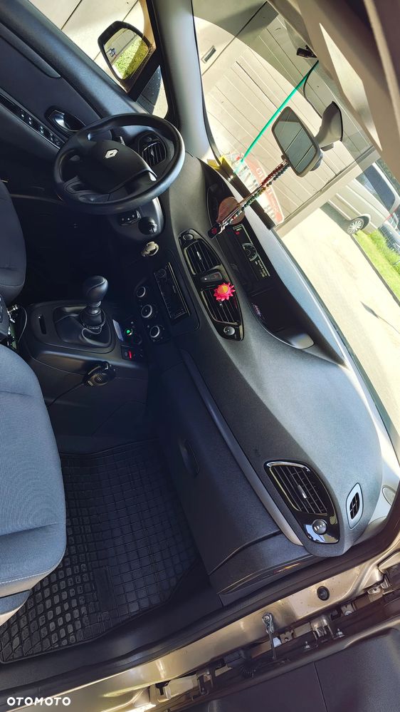 Renault Scenic - 14