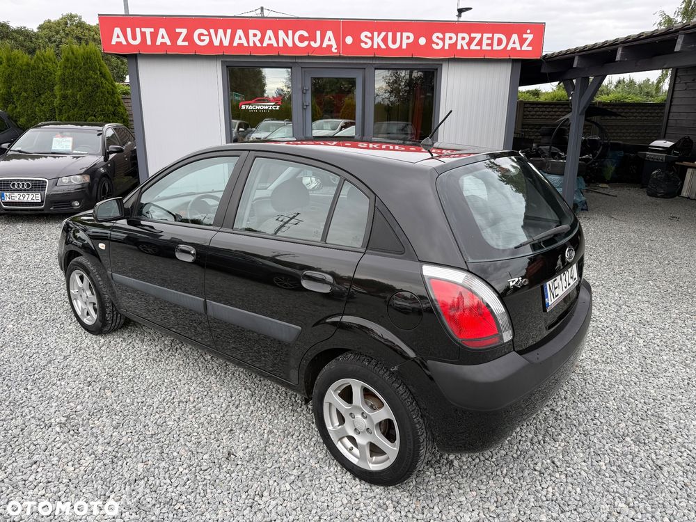 Kia Rio - 9