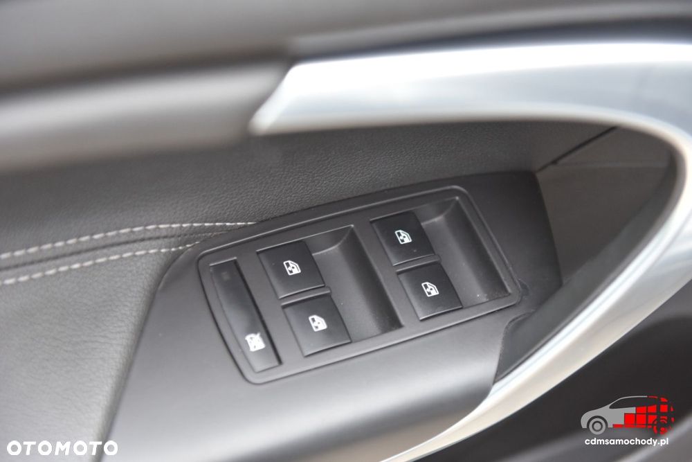 Opel Insignia - 16