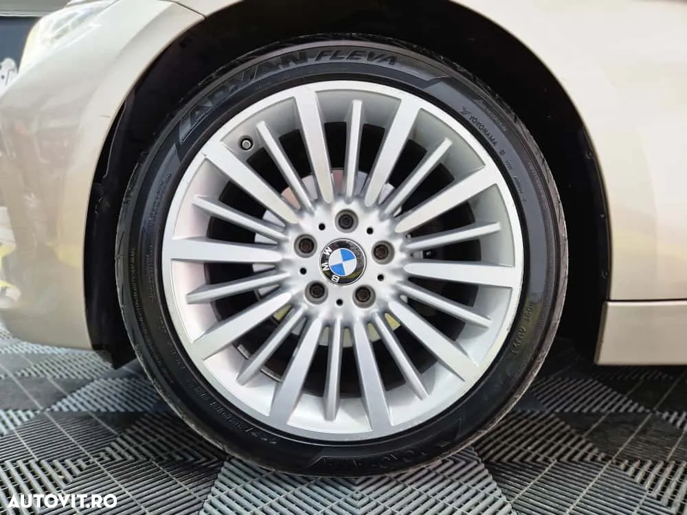 BMW Seria 3 316d Touring Aut. Luxury Line - 32