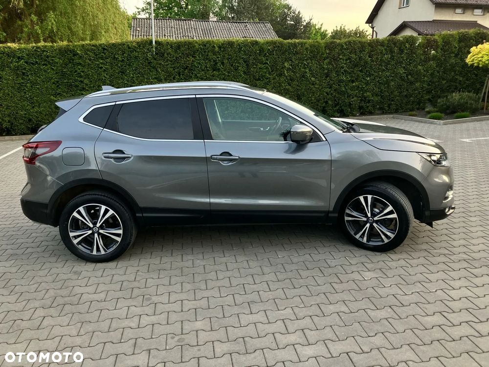 Nissan Qashqai 1.3 DIG-T N-CONNECTA - 38