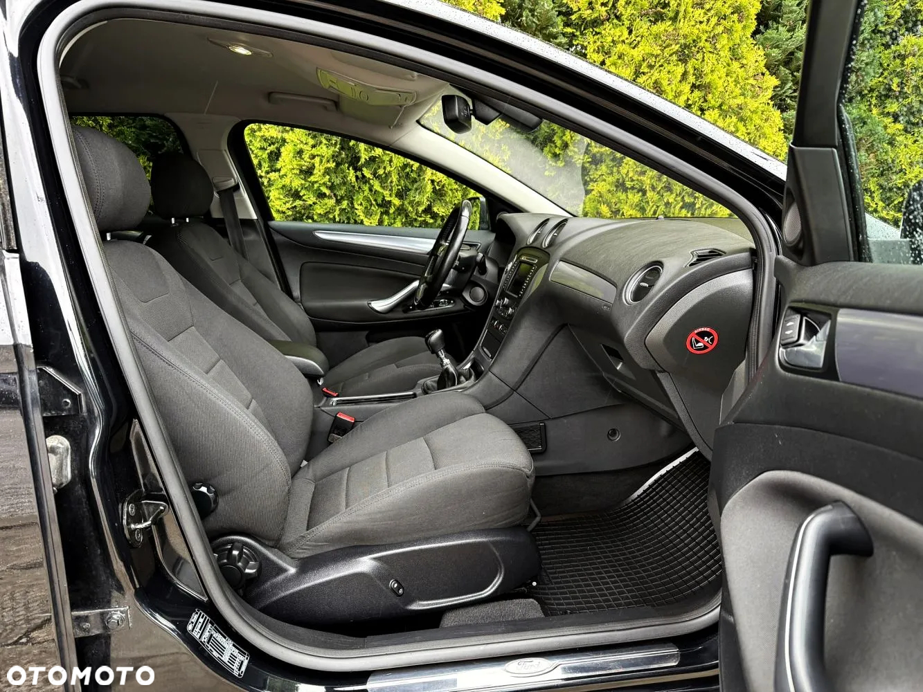 Ford Mondeo - 33