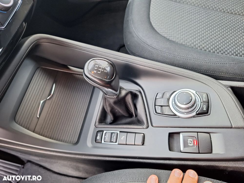 BMW X1 - 15