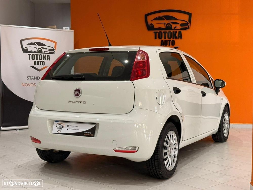 Fiat Punto 1.3 M-Jet Lounge S&S - 3