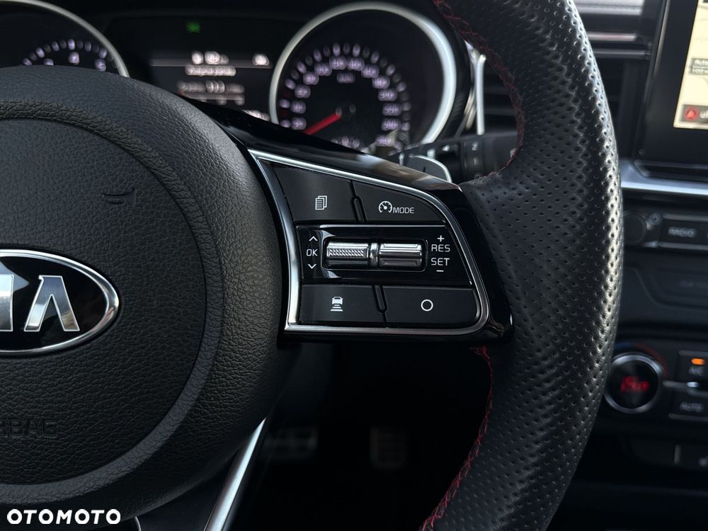 Kia Ceed 1.6 T-GDI GT DCT - 37