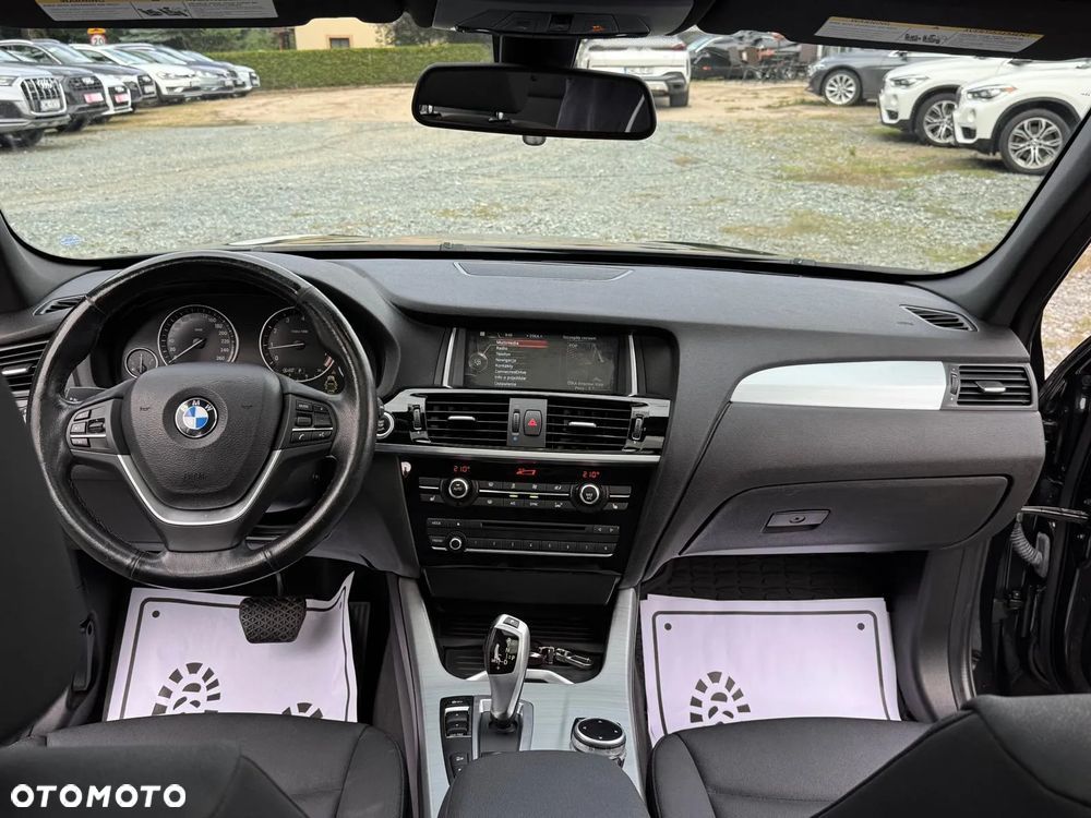 BMW X3 xDrive28i Sport-Aut xLine - 25