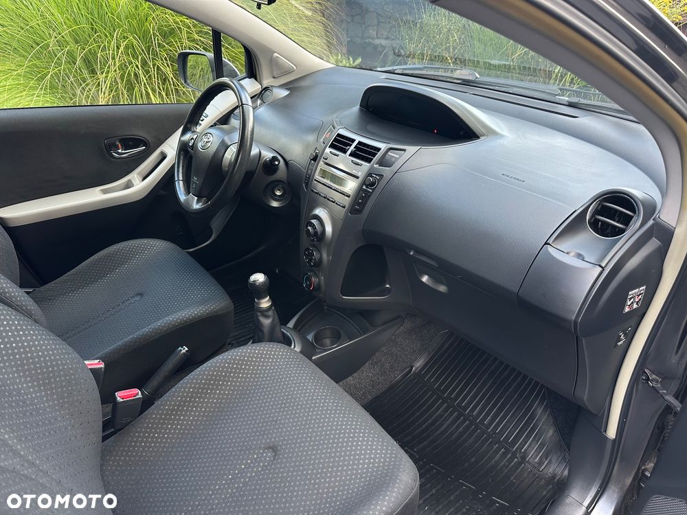 Toyota Yaris 1.0 VVT-i Sol - 16