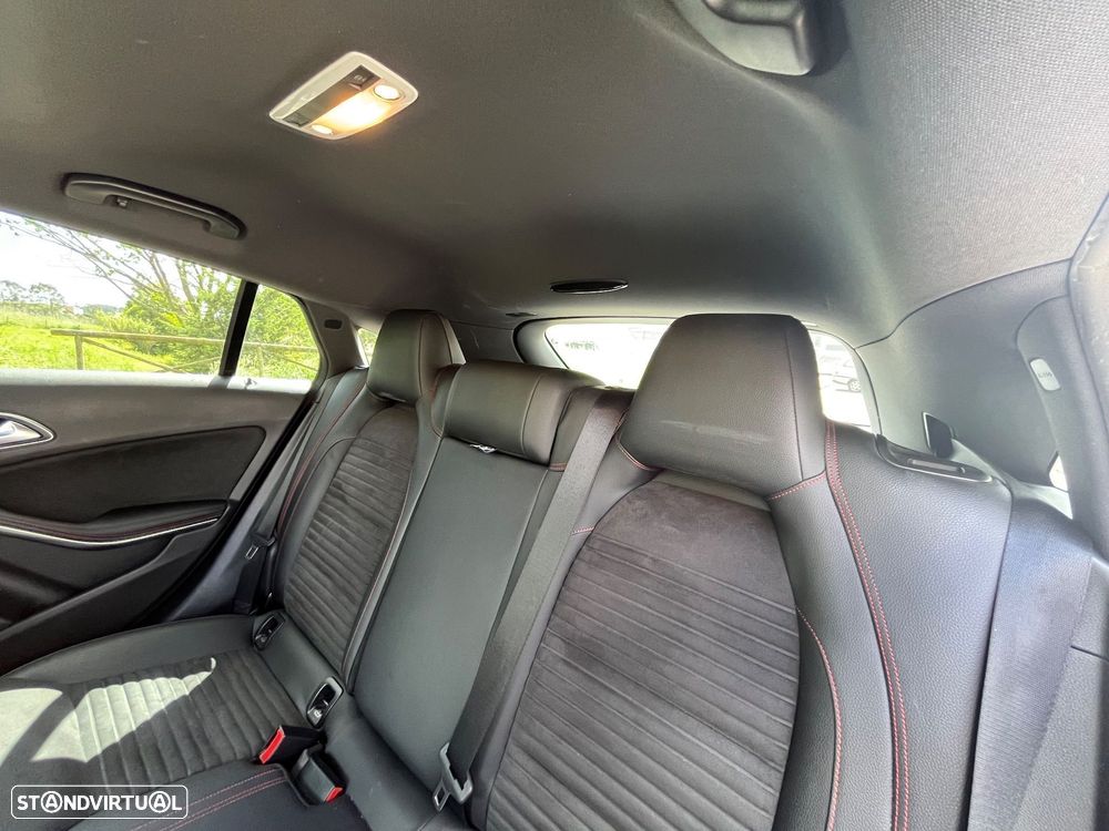 Mercedes-Benz CLA 180 d Shooting Brake AMG Line - 27