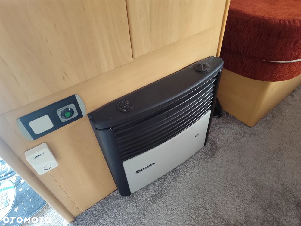 Dethleffs Camper - 15