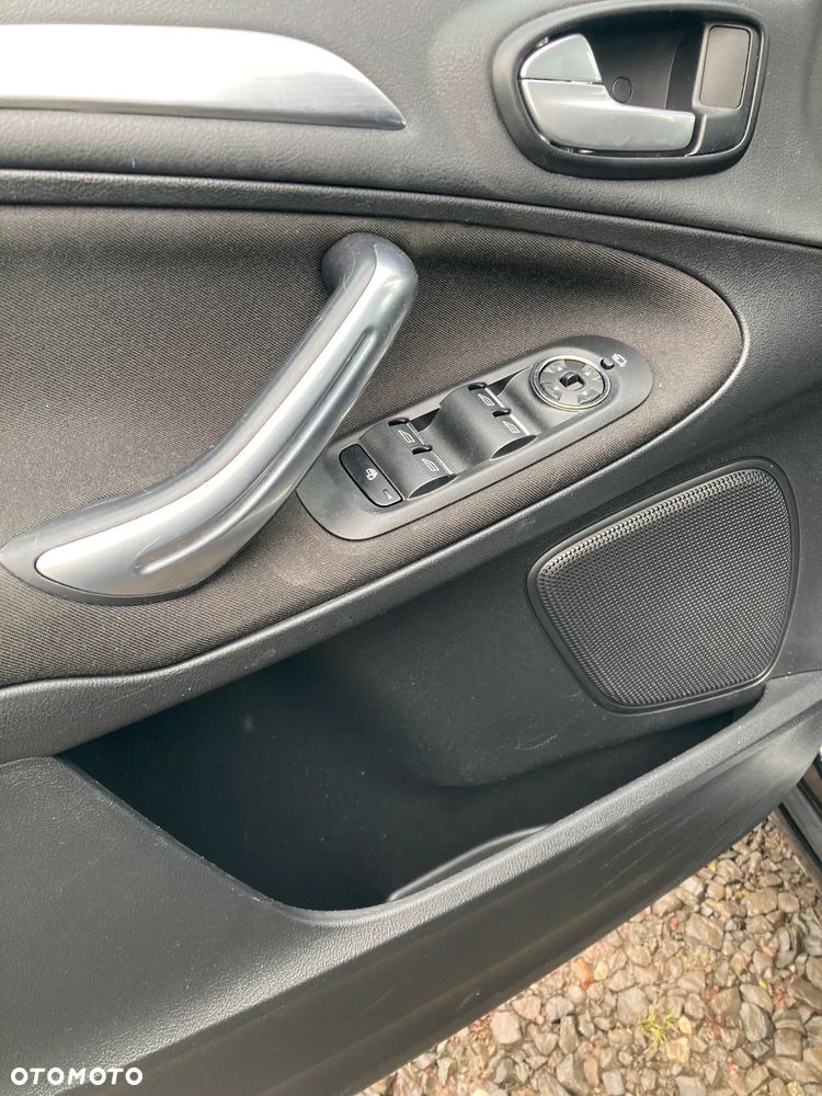 Ford S-Max 2.0 TDCi DPF Titanium - 26