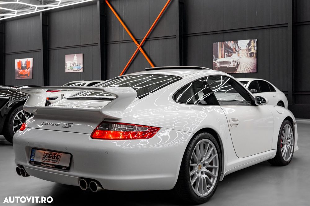 Porsche 911 - 25
