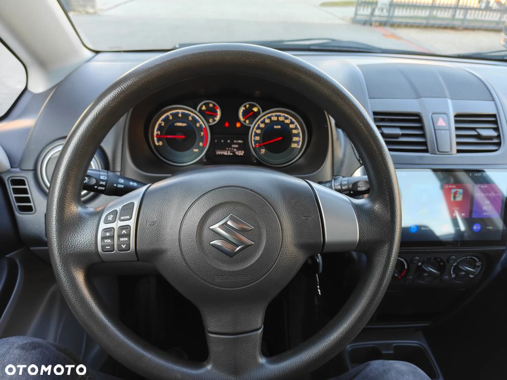 Suzuki SX4 1.6 VVT 4x2 Limited - 9