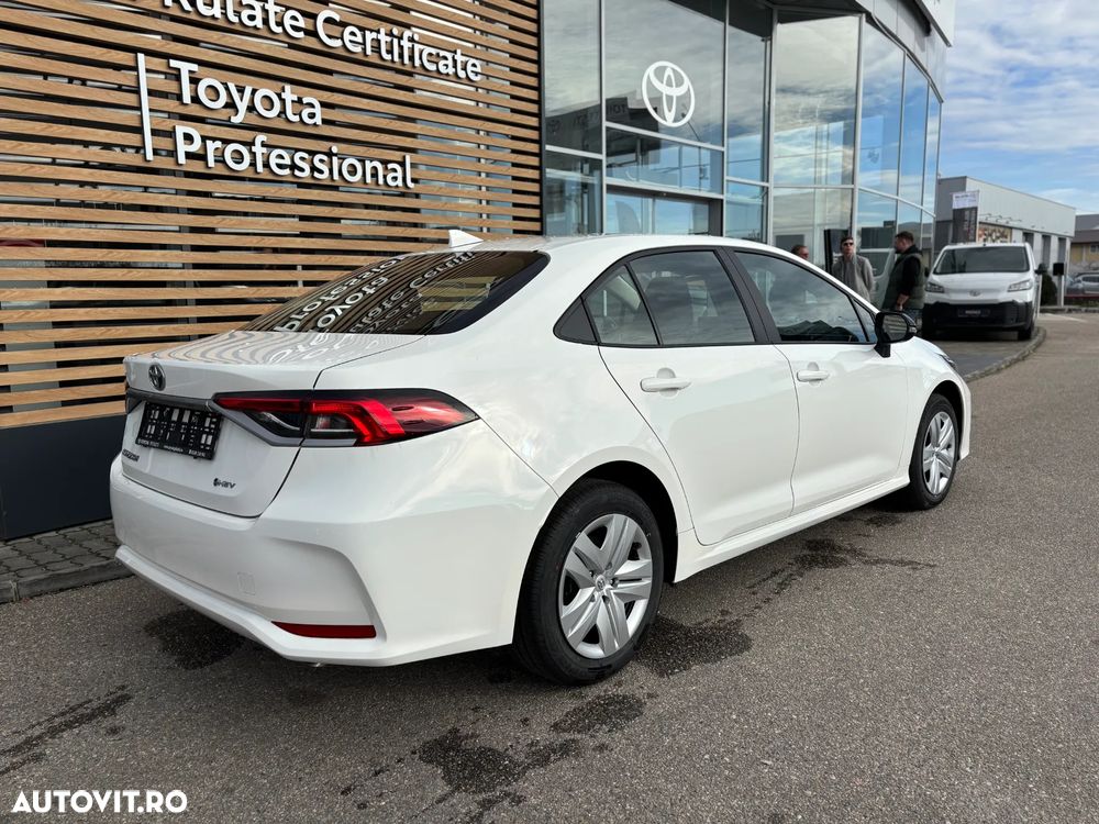 Toyota Corolla Sedan 1.8 HSD Eco - 3
