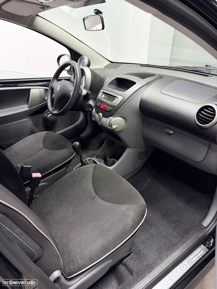 Peugeot 107 1.0 Urban Style - 9