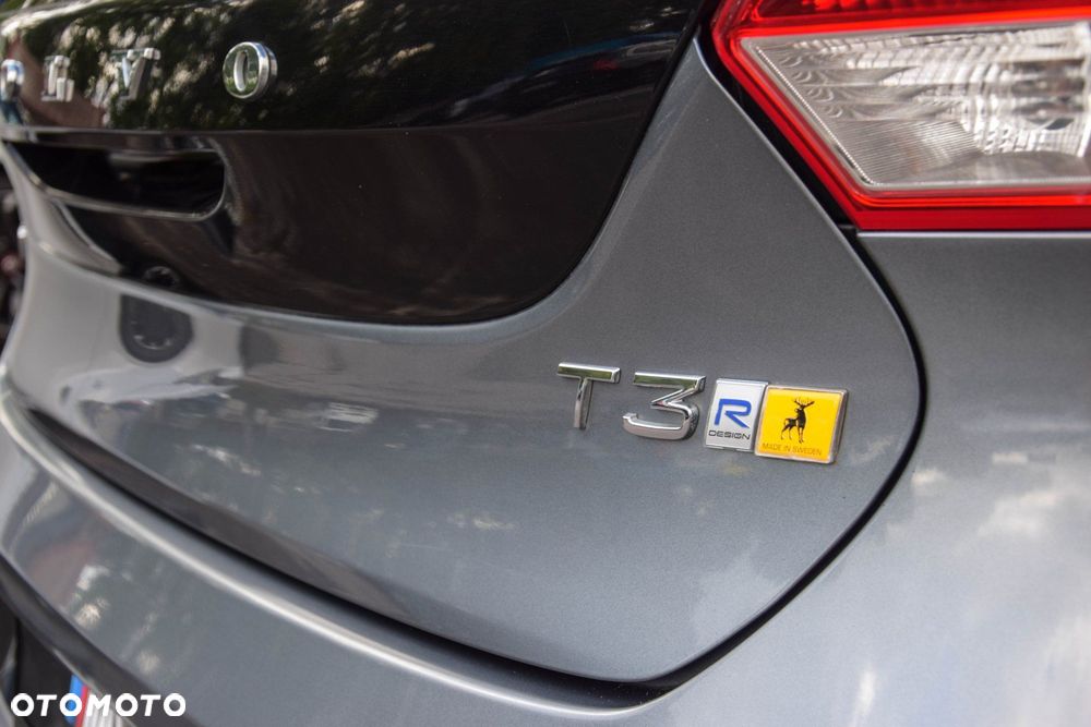 Volvo V40 - 29