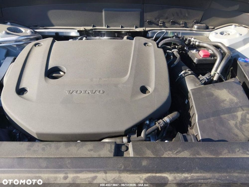 Volvo XC 90 - 9