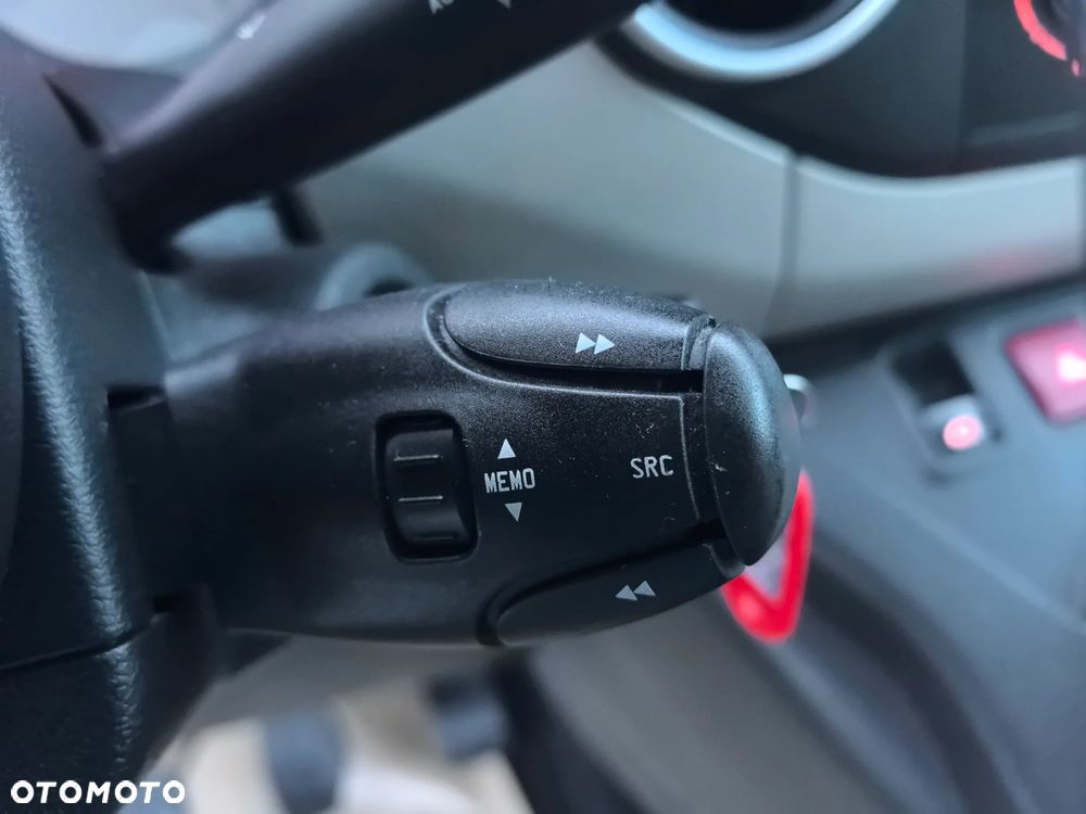 Citroën Berlingo 1.6 HDi Exclusive - 23