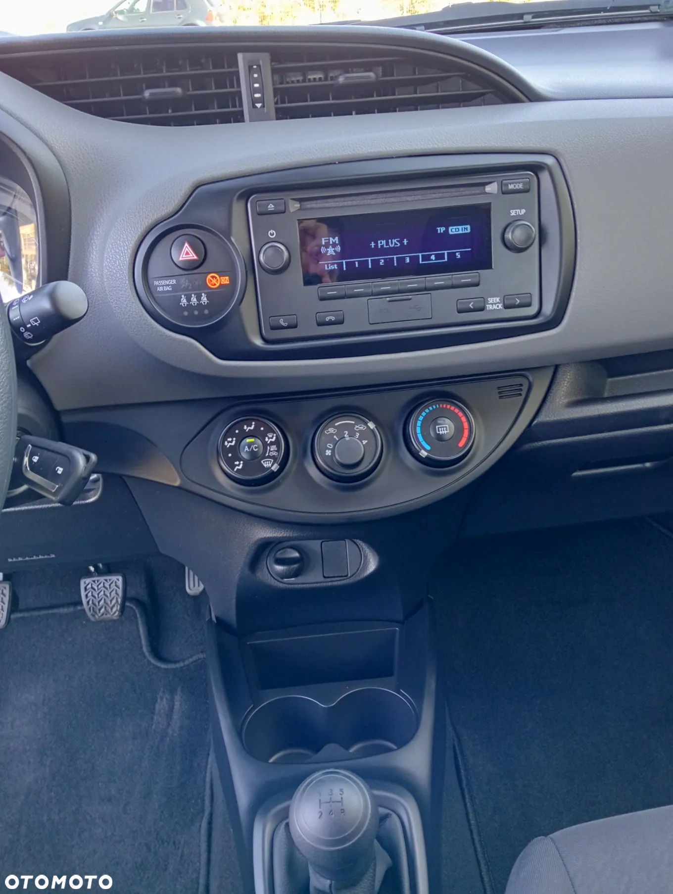 Toyota Yaris 1.0 Active - 12