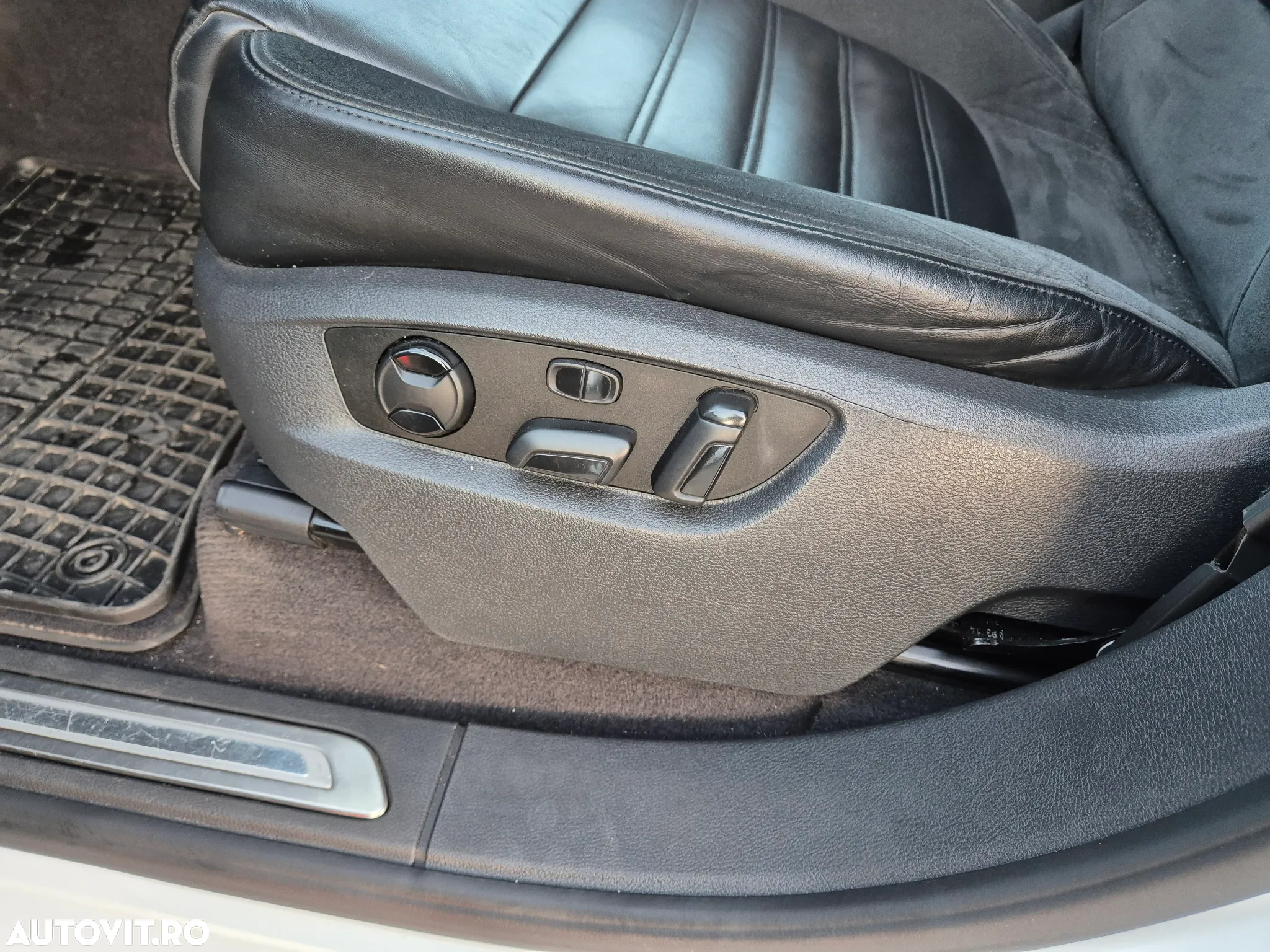 Volkswagen Touareg 3.0 V6 TDI 4Motion DPF Automatik - 21