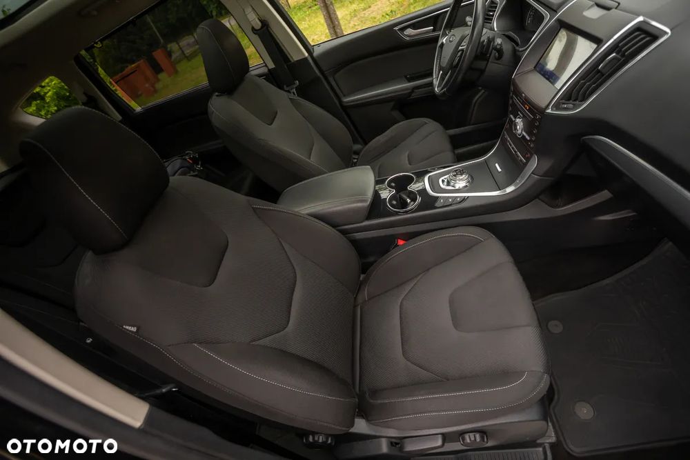 Ford S-Max 2.0 EcoBlue Titanium - 22