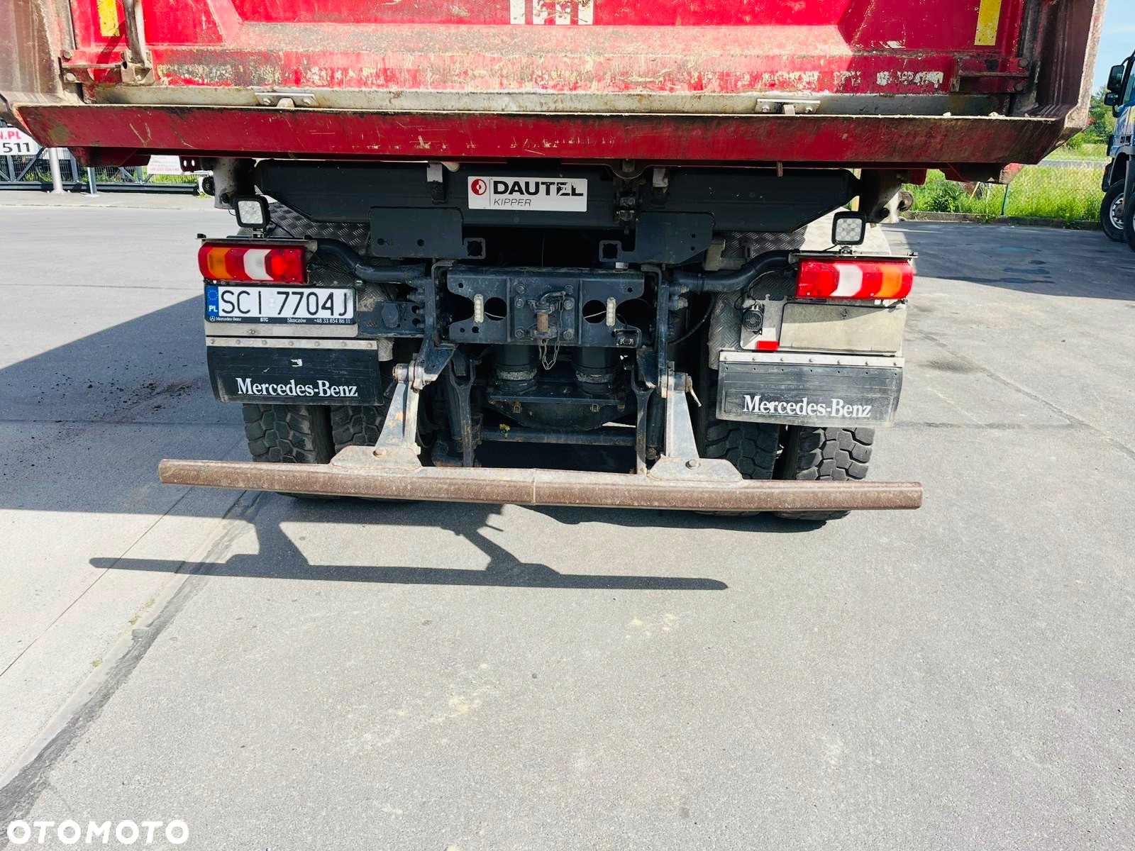 Mercedes-Benz Arocs - 10