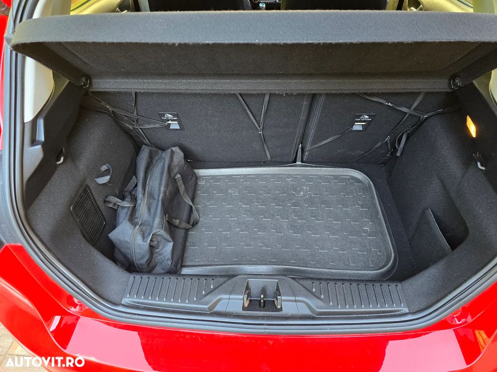 Ford Fiesta 1.0 EcoBoost Titanium - 12