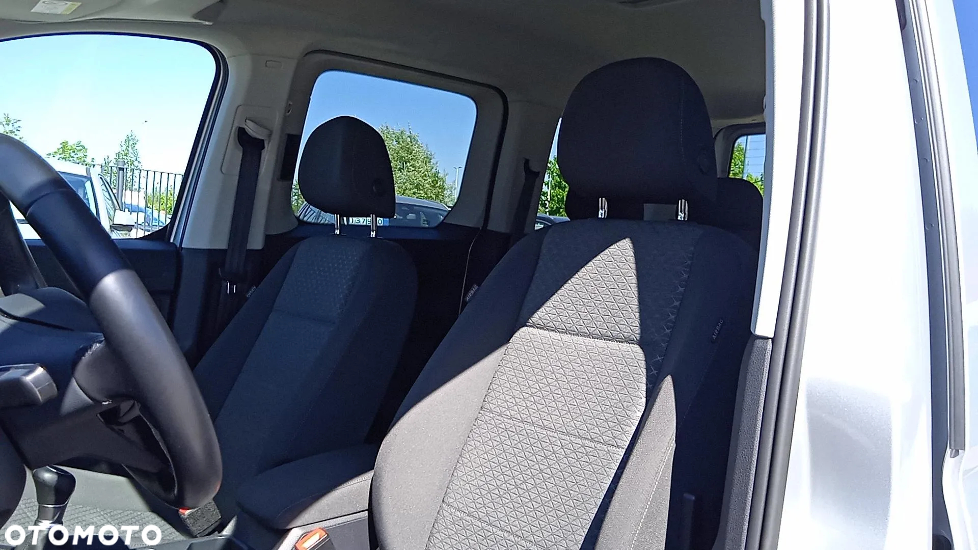 Ford Tourneo Connect 2.0 EcoBlue Titanium - 27